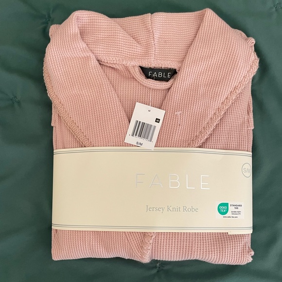 NWT Fable Jersey Knit Robe - Picture 1 of 2